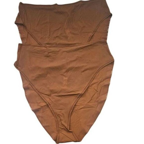 2 PAIR SKIMS HI CUT BRIEF PANTY NWT - Picture 1 of 8